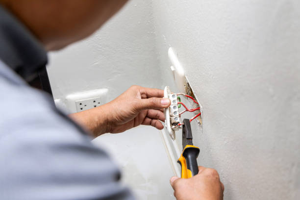 Best Affordable Emergency Electrician  in Mishawaka, IN